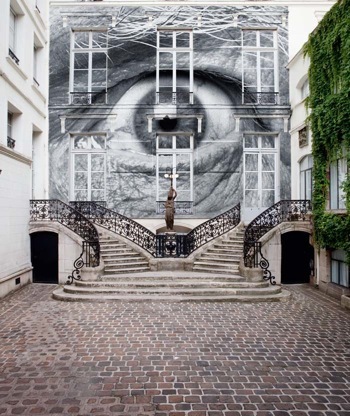 "The Wrinkles of the City, Los Angeles, Robert's eye" 2011 simulation Courtesy Galerie Perrotin, Paris